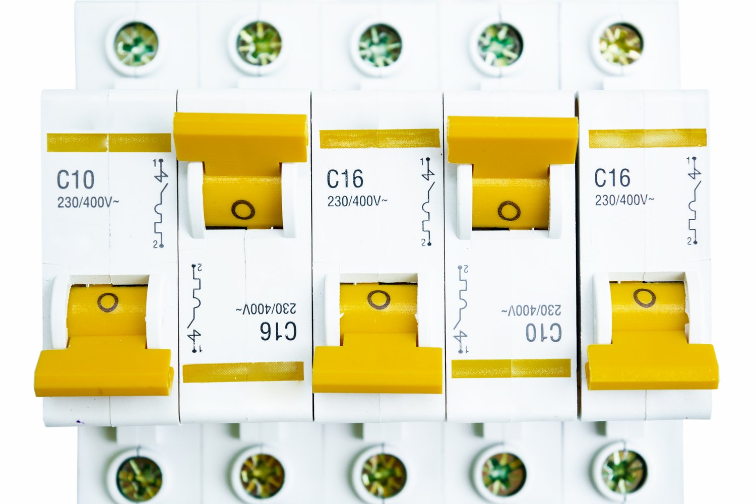 How to Size a Circuit Breaker Correctly: Prevent Overloading Your Electrical System