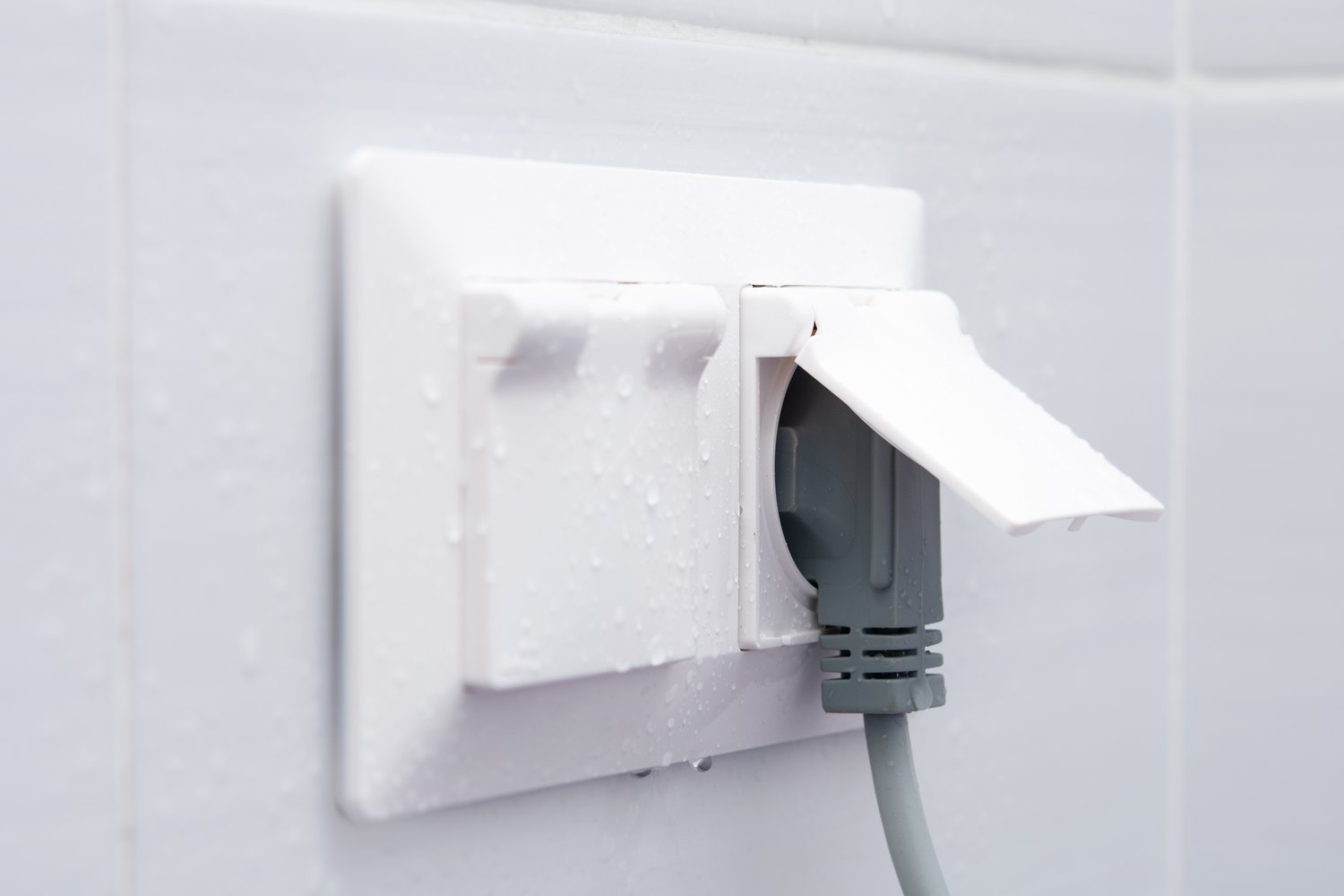 Installing Exterior Outlet Boxes: Weatherproof Solutions for Outdoor Power Needs