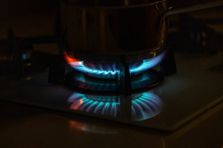 Why Won’t My Gas Stove Ignite? Troubleshooting Electronic and Pilot Light Issues
