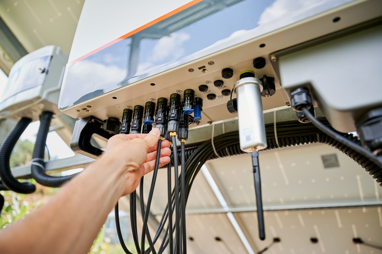 Choosing the right inverter for your photovoltaic system