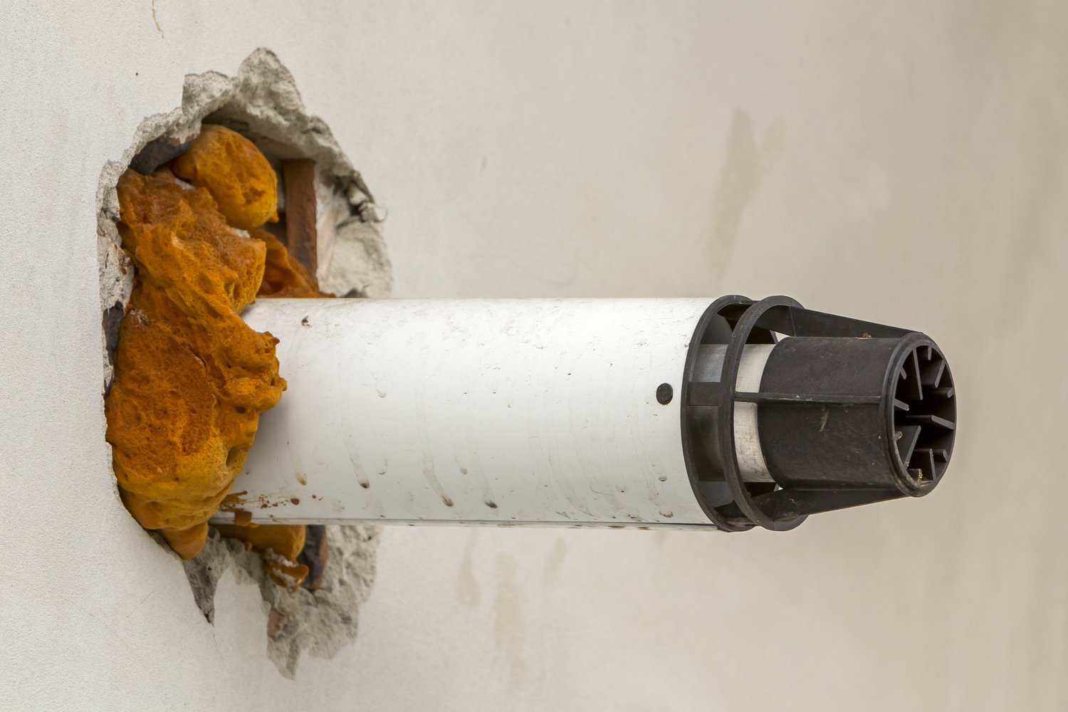 Emergency Plumbing Solutions: How to Handle Burst Pipes Until Help Arrives