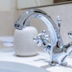 Essential guide to choosing the right bathroom faucets for your home