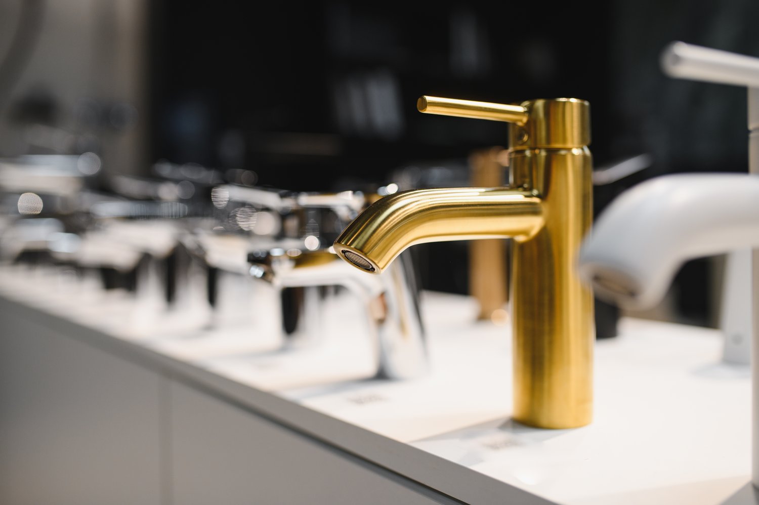 Essential guide to choosing the right bathroom faucets for your home