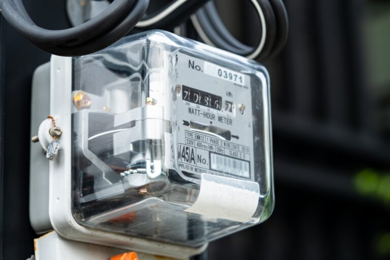 Essential guide to energy metering solutions for efficient power management