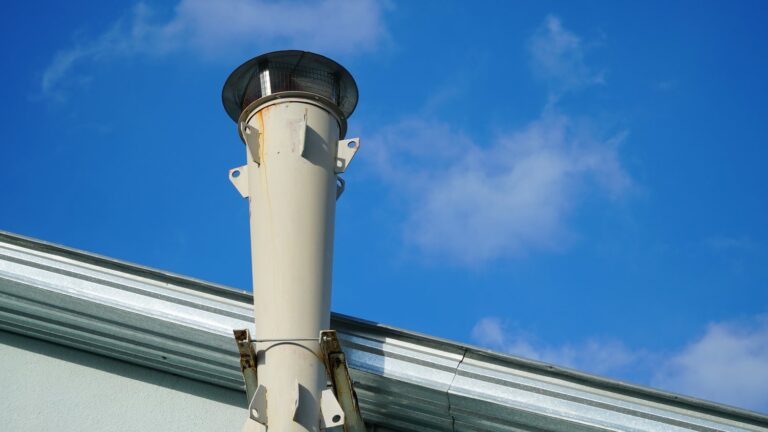 Guide essentiel pour choisir la bonne cheminée pour votre chaudière à gaz à condensation