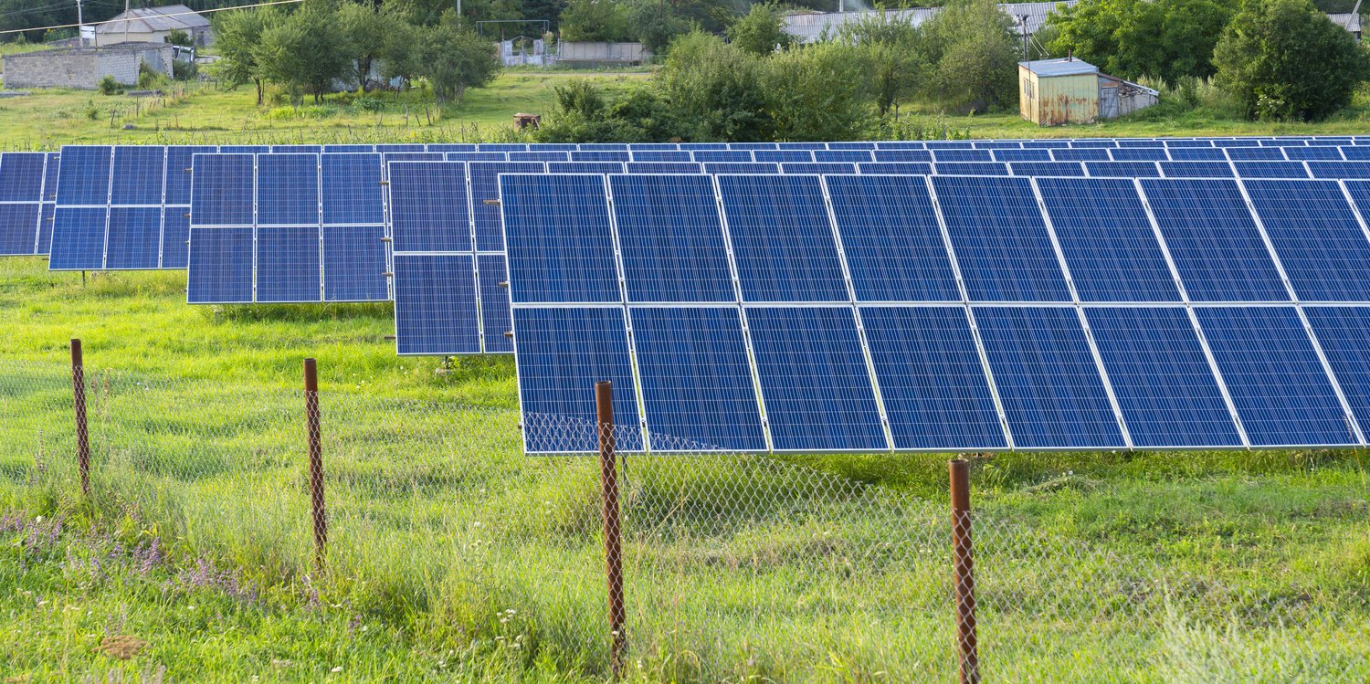 Maximizing energy efficiency with photovoltaic systems: A guide for homeowners