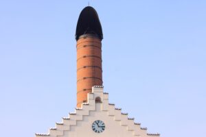 Essential Guide to Choosing the Right Chimney for Your Heating System