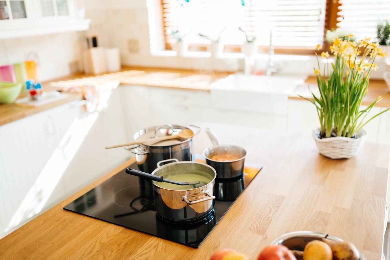 Electric Cooktop Installation: High-Voltage Circuit Requirements