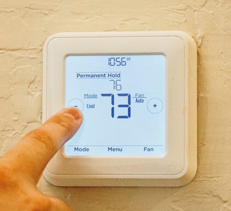 Electric Underfloor Heating Thermostat: Programming and Troubleshooting Guide