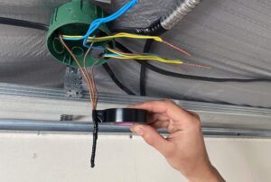 Electrical Ceiling Fan: Remote Control and Speed Switch Wiring