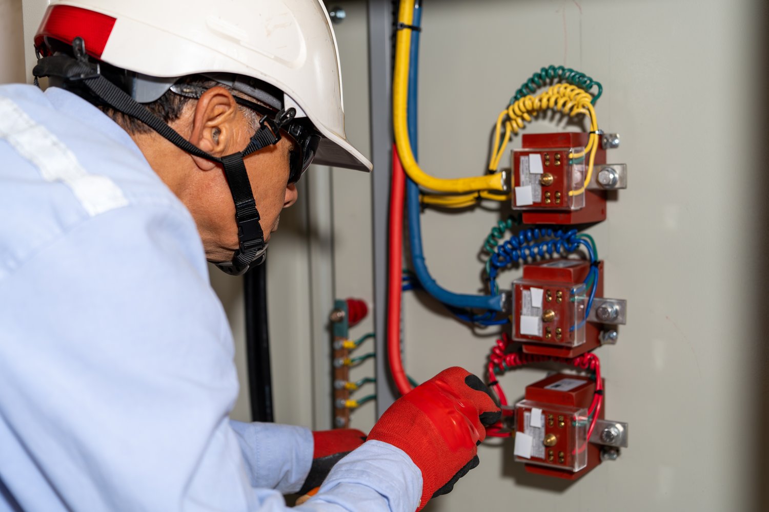 Electrical Safety Inspection: DIY Home Electrical System Assessment