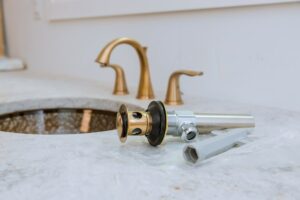 How to choose the perfect bathroom faucet for your needs and budget