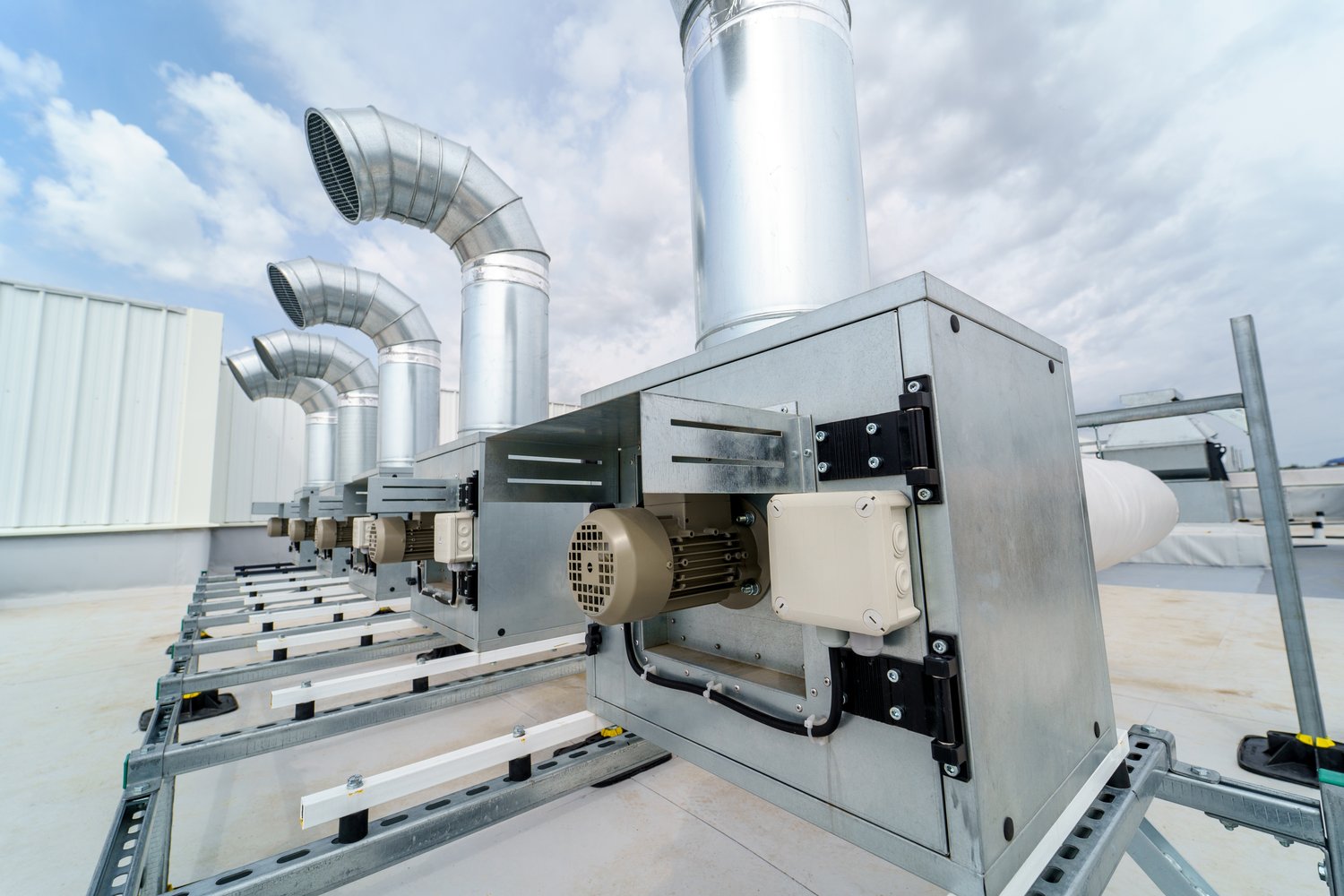Essential tips for choosing the right ventilation system for your building